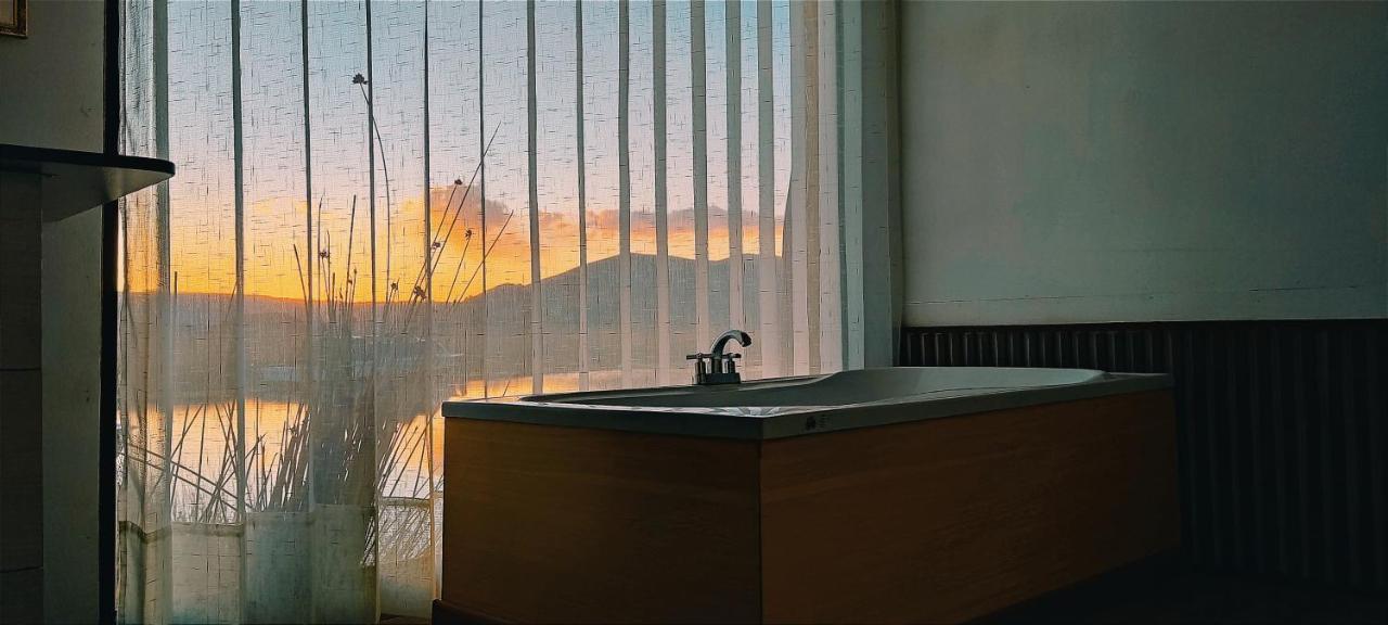 Titicaca Habitacion Panoramica Vista Al Amanecer Villa Пуно Екстериор снимка