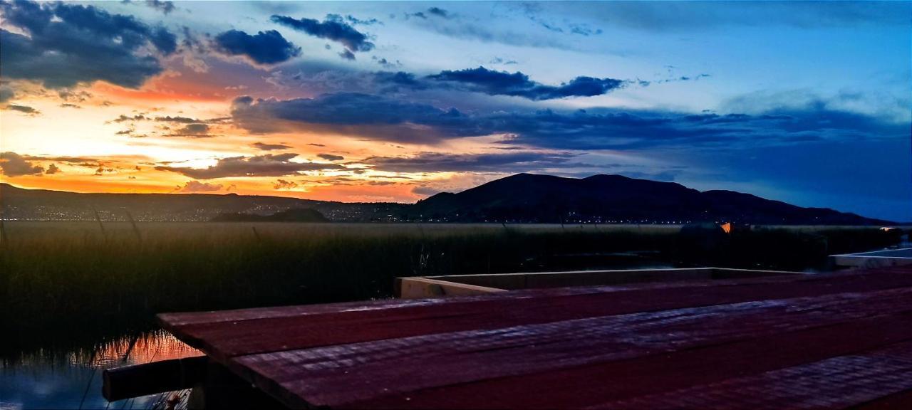 Titicaca Habitacion Panoramica Vista Al Amanecer Villa Пуно Екстериор снимка